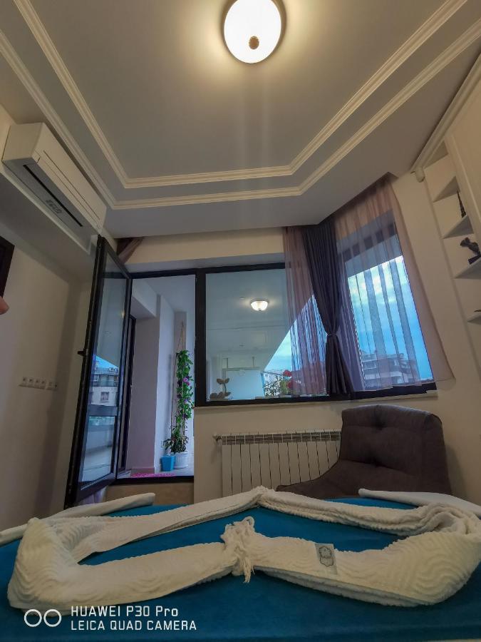 Luxury Apartments Alix Burgas Exterior foto